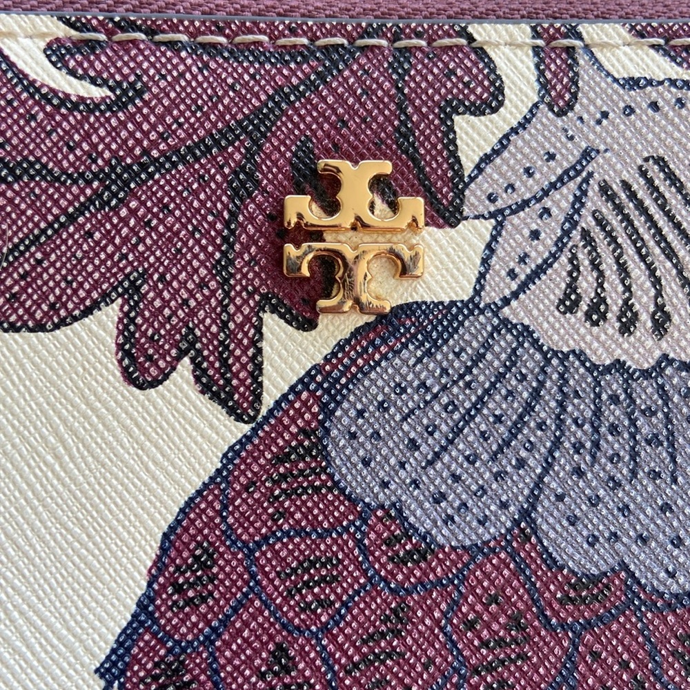 Tory Burch Purple Wonderland Vine Saffiano Leather Zip Around Wristlet Wallet - Picture 7 of 8